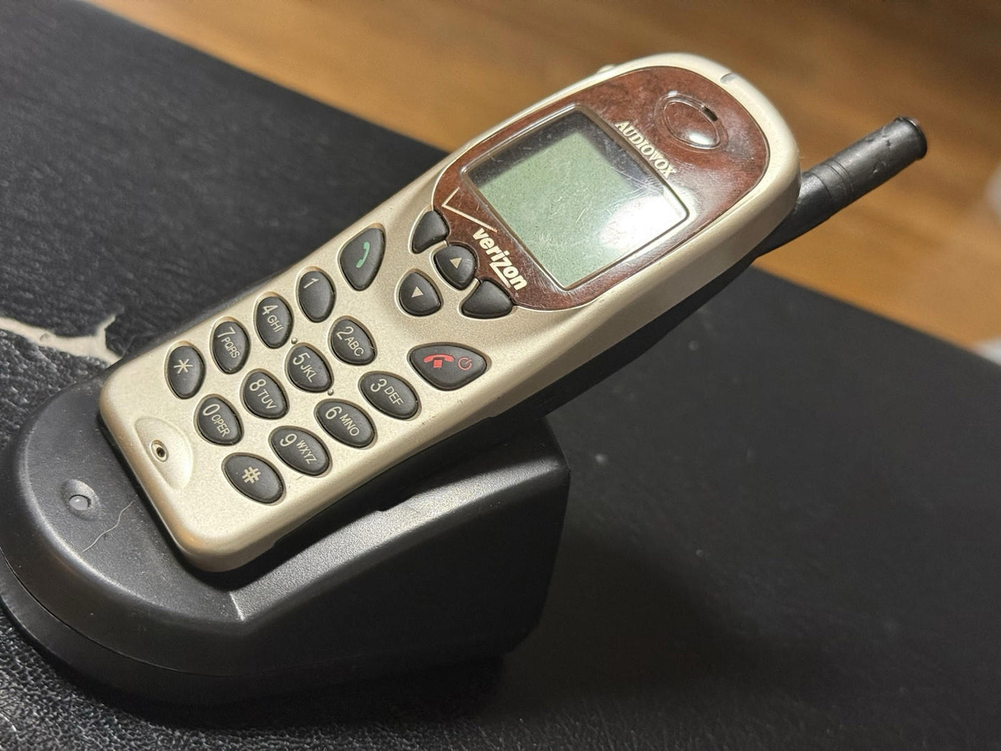 Vintage Audiovox phone CDM-130, Untested