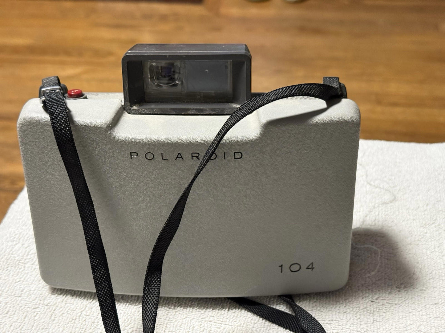 Vintage Polaroid camera 104 Land Camera Untested