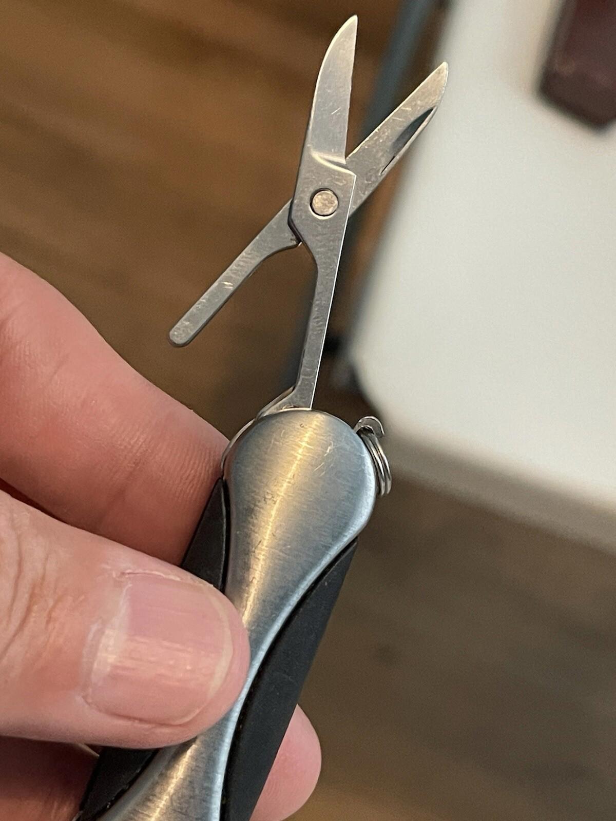 Vintage Mini Folding Knife Tweezer Keyring Keychain