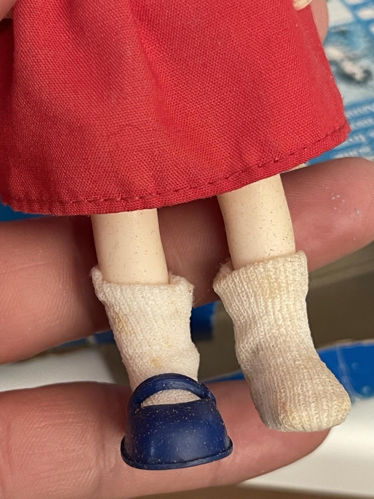 Vintage 1982 The World of Annie Annie kid  6" Doll  Knickerbocker #3856 w box