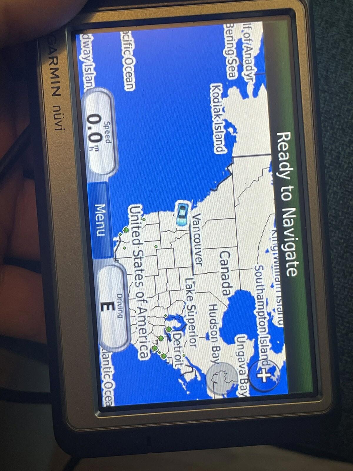 Garmin nüvi 260W  CAN 310 GPS - GOOD CONDITION