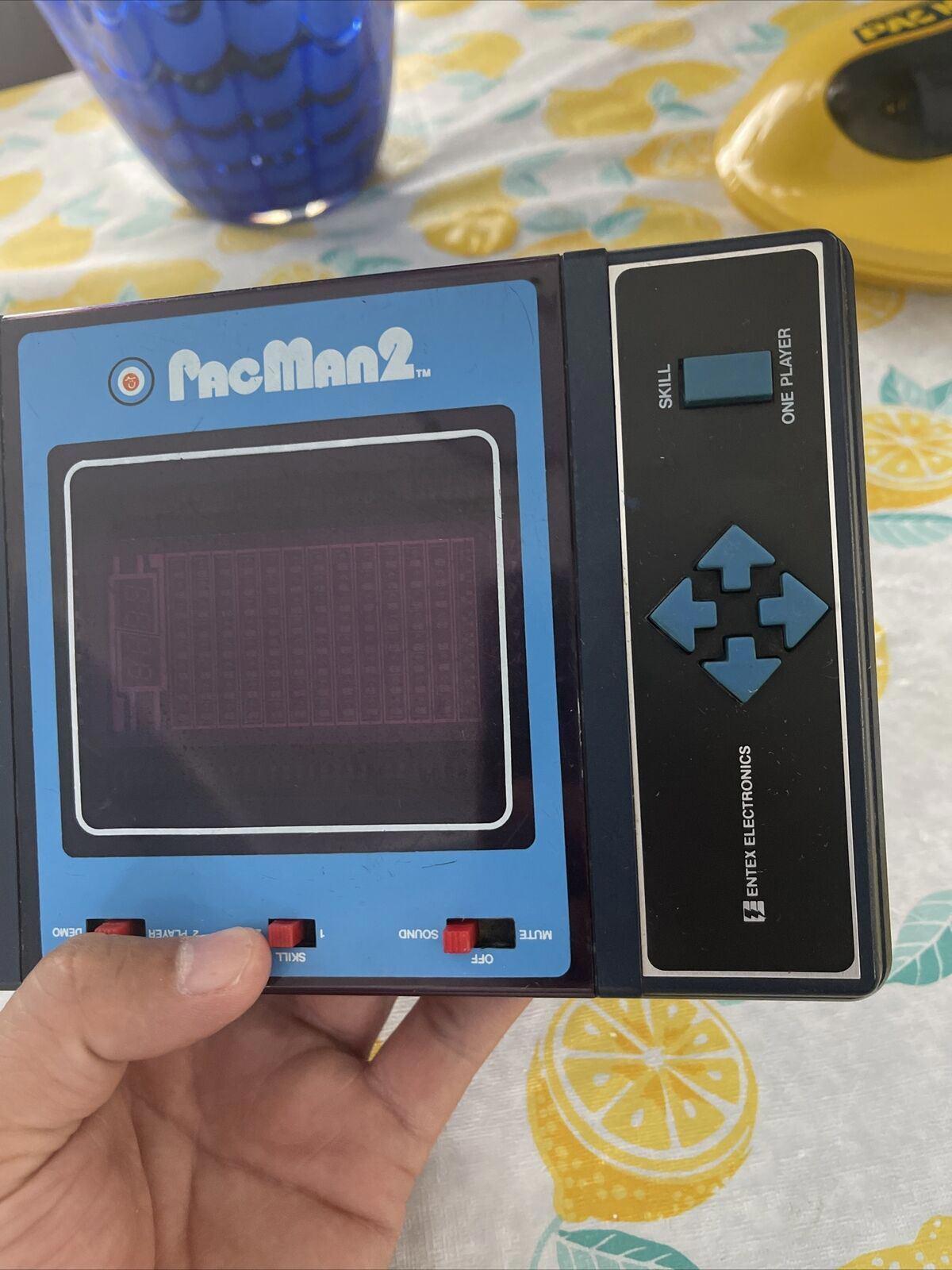 Entex 1981 PacMan 2 Handheld Vintage Video Game Original Works Electronic (19)