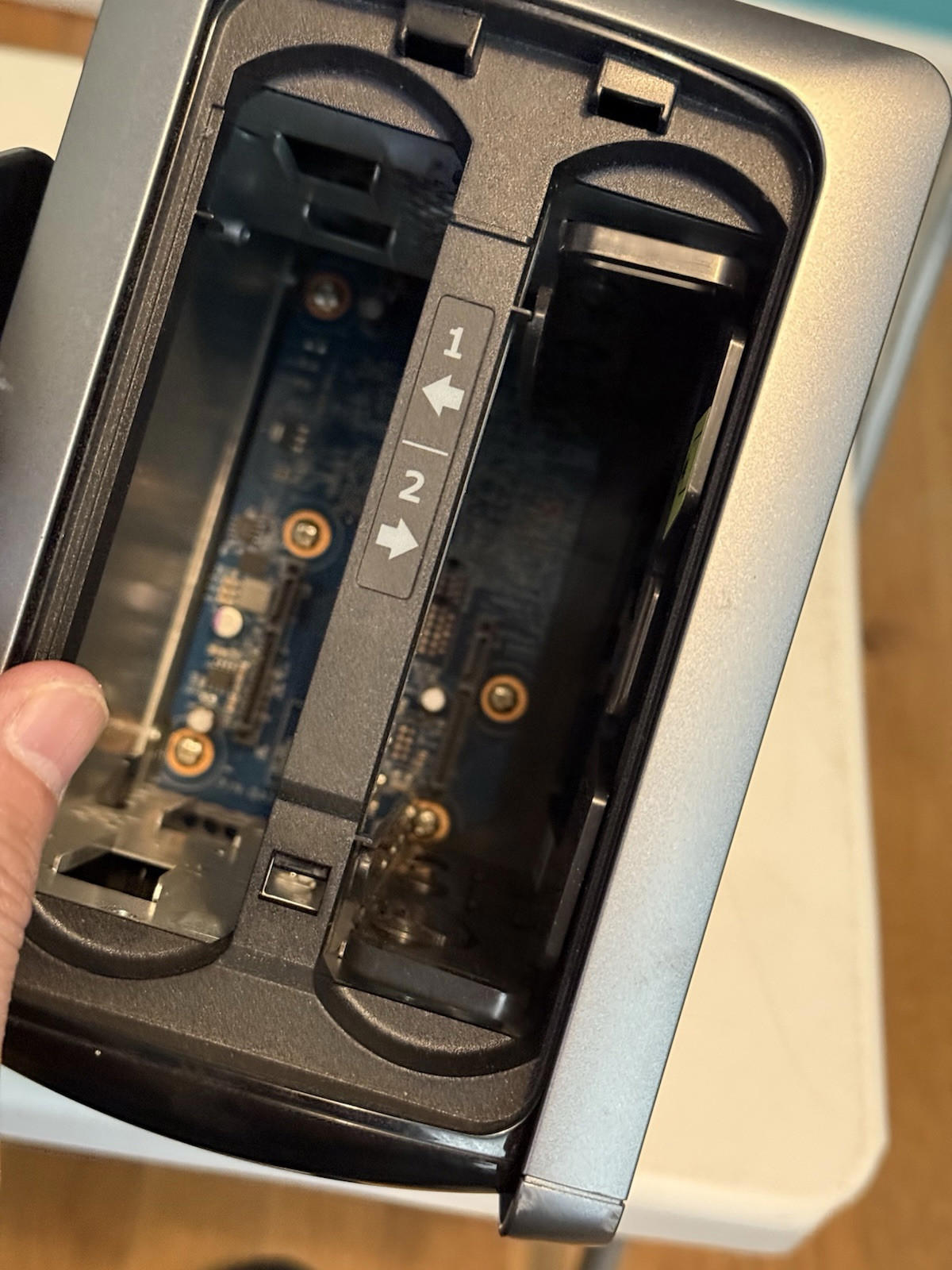 LinkSys Media Hub NMH 305, , Works , No Hard Drives