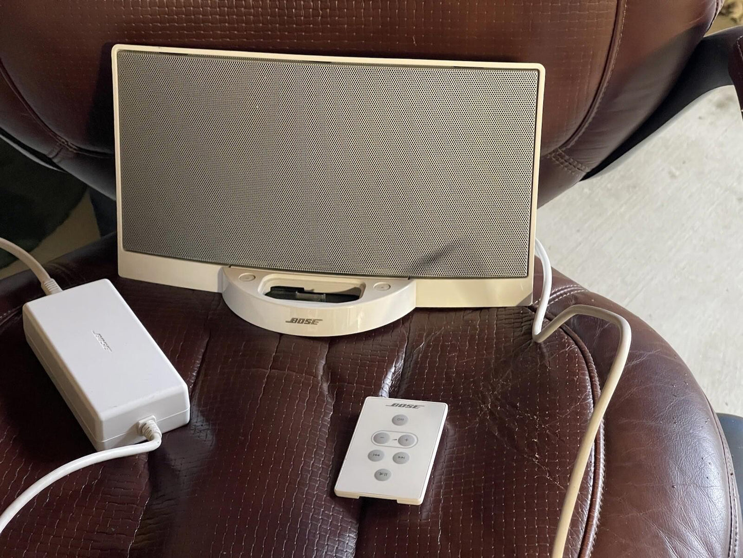 Bose SoundDock Digital Music System Series 1 for iPod, Works But (read)
