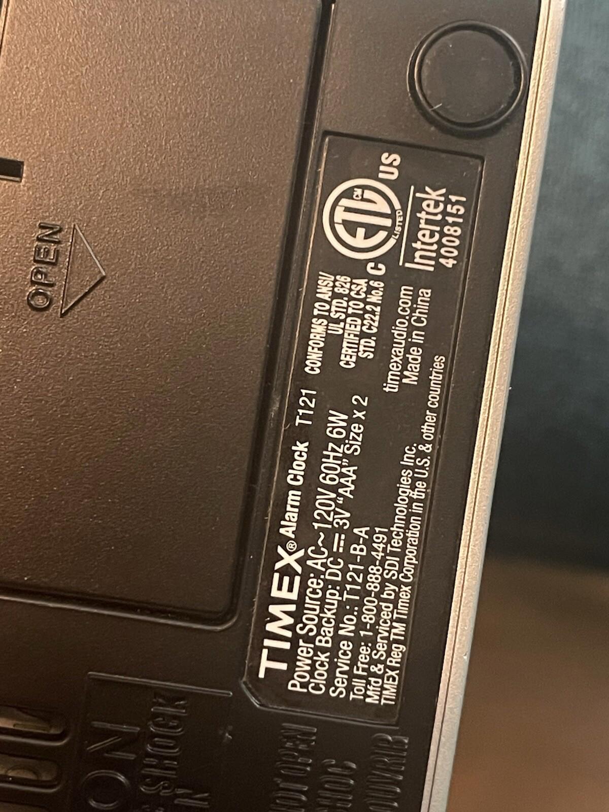 Timex Large LED Display Dual Alarm Clock Battery Backup System Buzzer Snooze