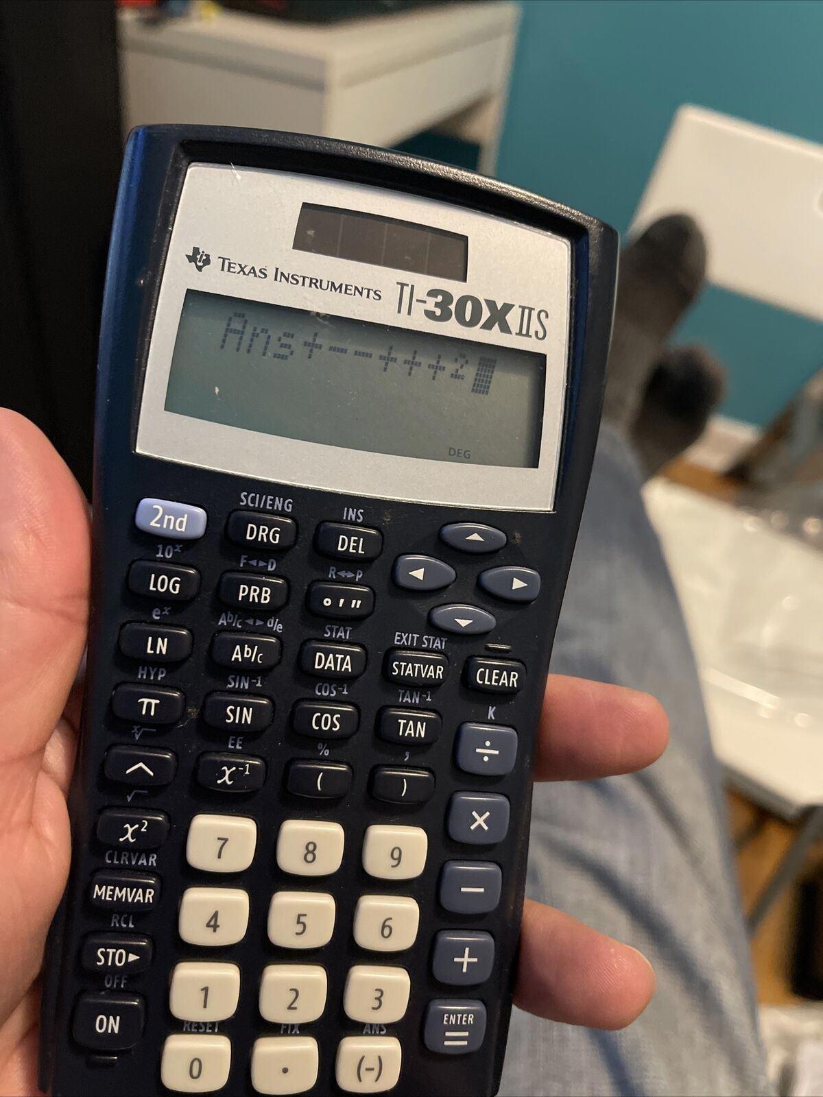 Texas Instruments TI-30X IIS Scientific Calculator Solar w/ Cover (12)