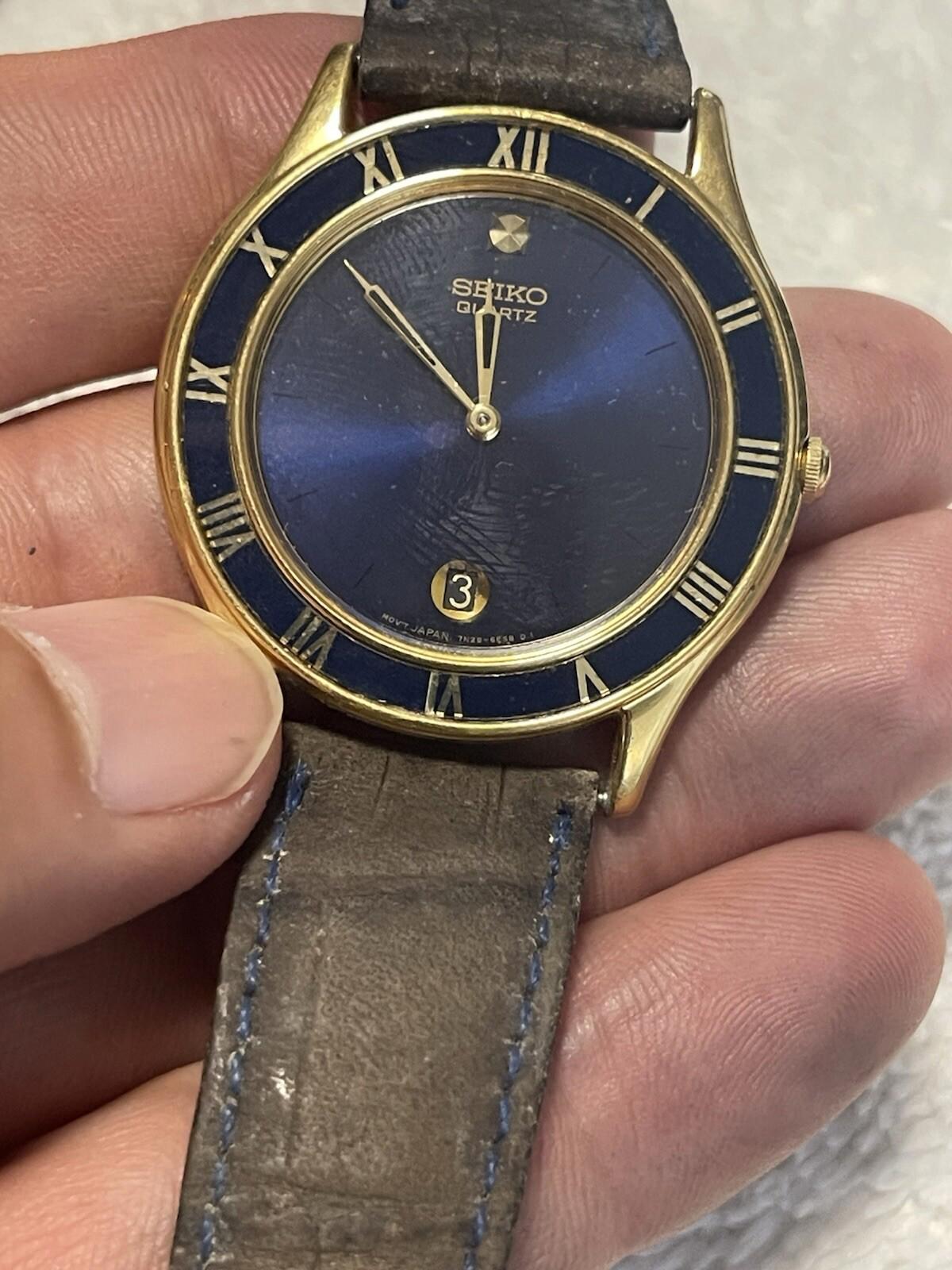 SEIKO black double ring case gold Roman hour (needs Battery And Wristband