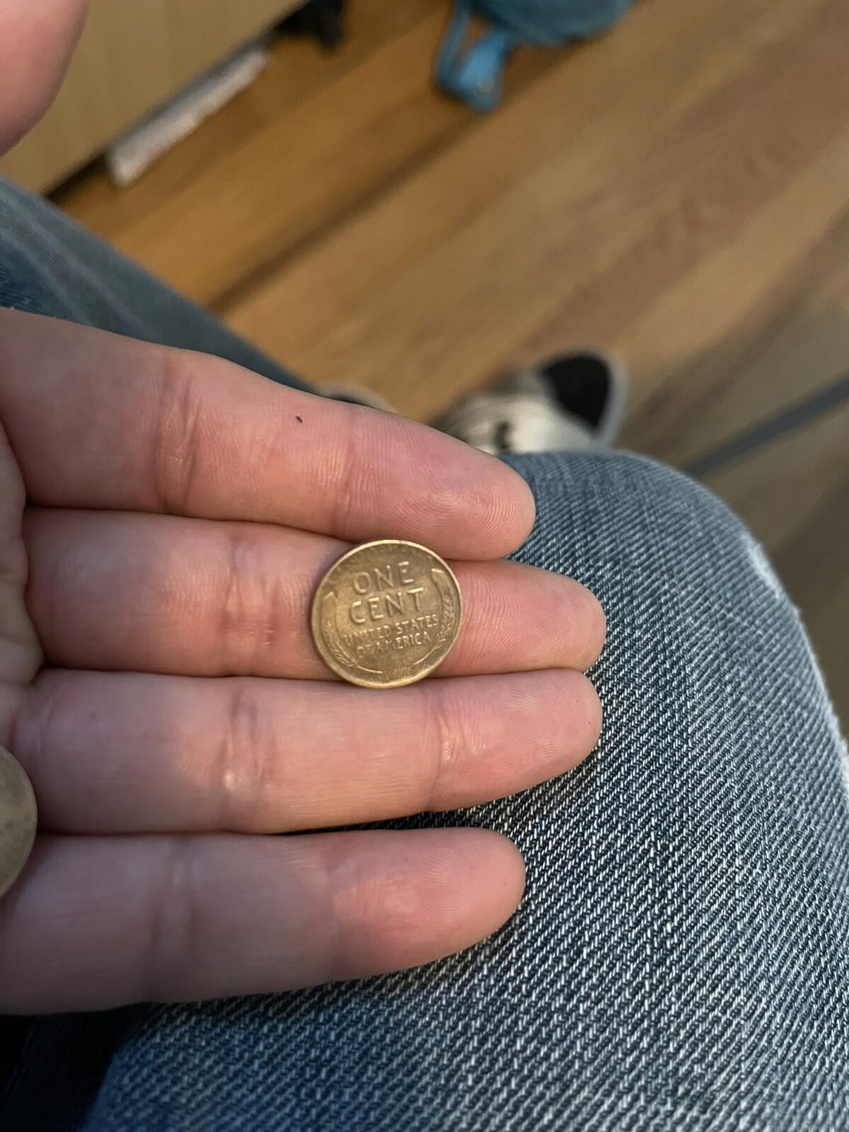 x2 one cent penny’s  1942 , 1945