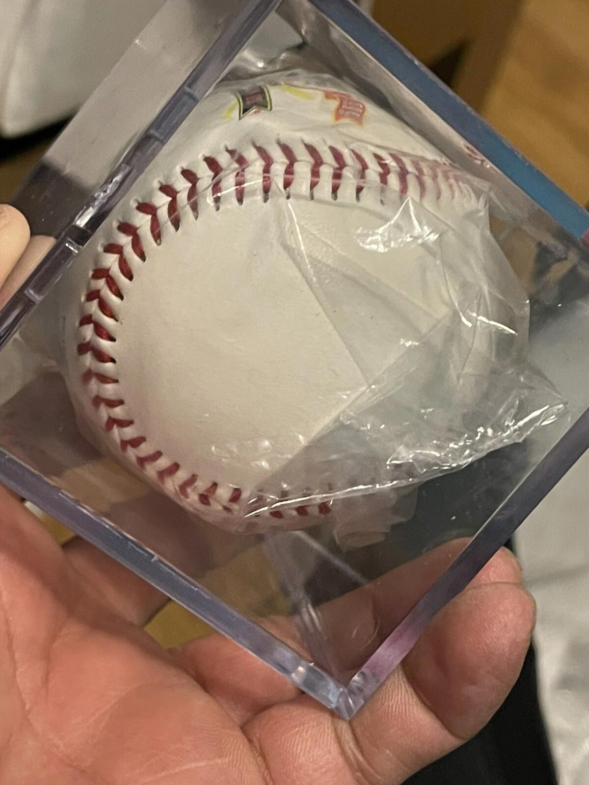 1960-1999 40 Th Season Chency Stadium Signed Baseball  (24) Sealed