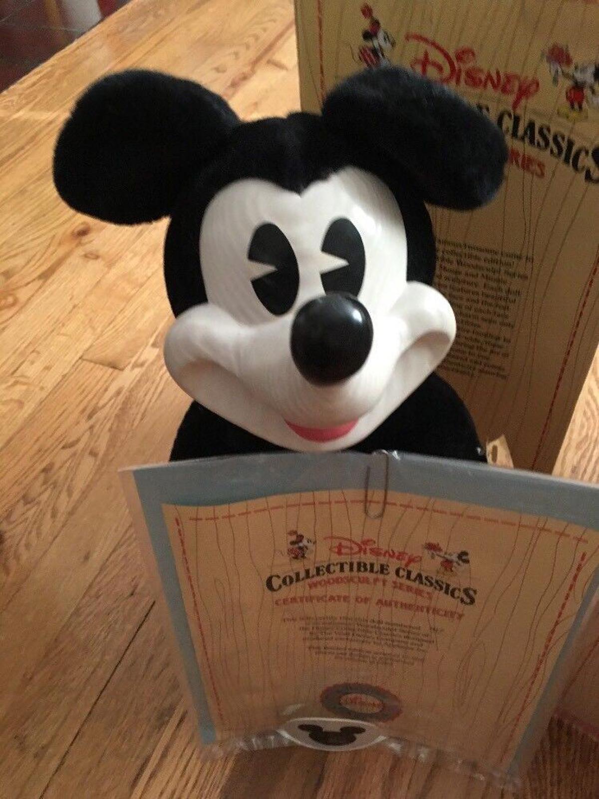 Mickey + Minnie Mouse Disney Collectible Classics Woodsculpt Series By Applause