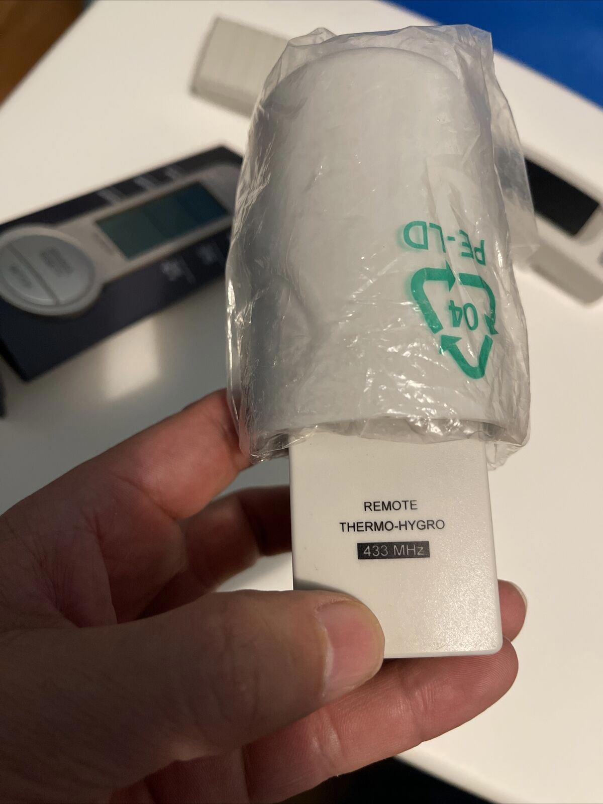 La Crosse Accesories. (16)