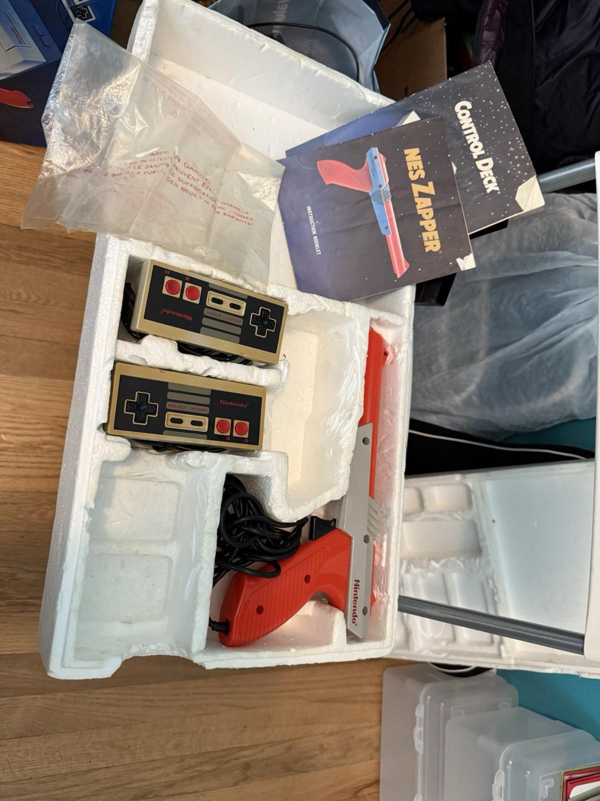 1988 Nintendo Entertainment System Action Set NES Complete In Box  (read Descrip
