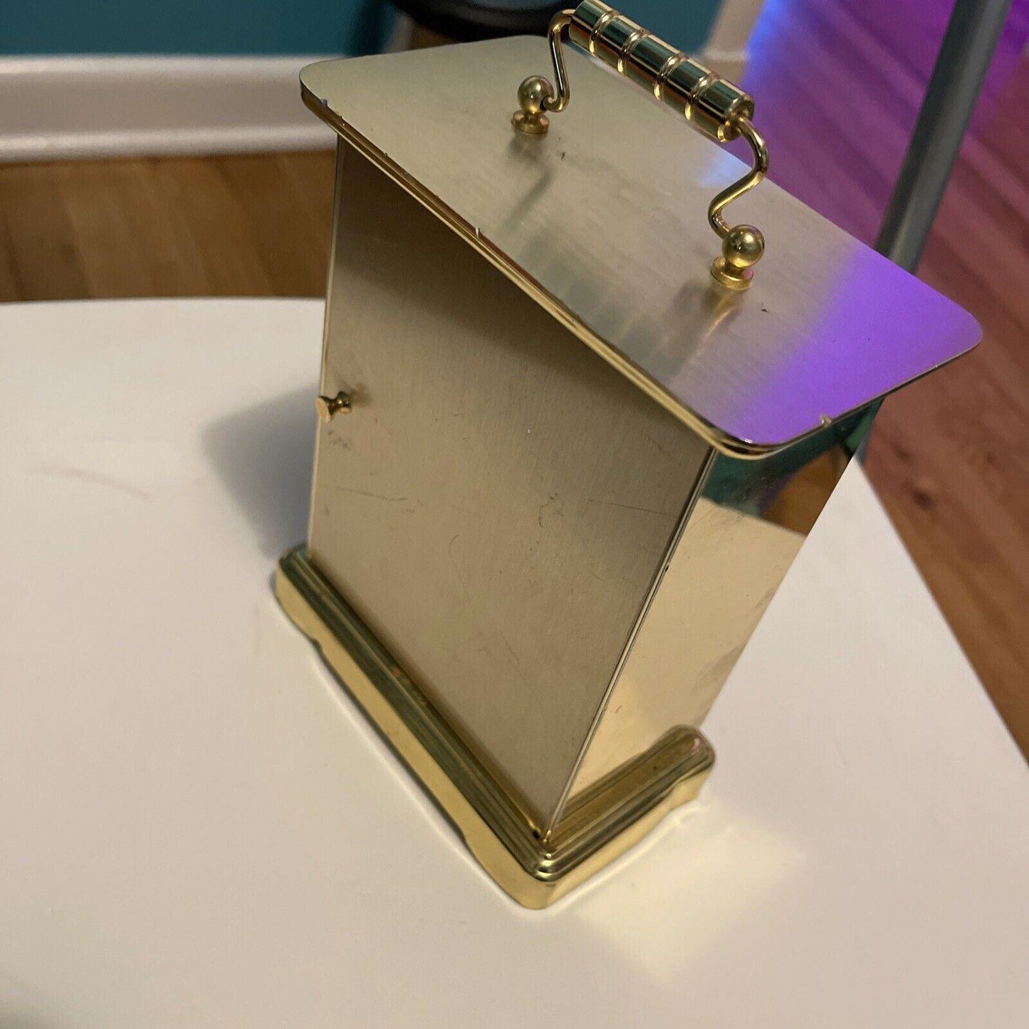 bulova quatz table clock (asis)