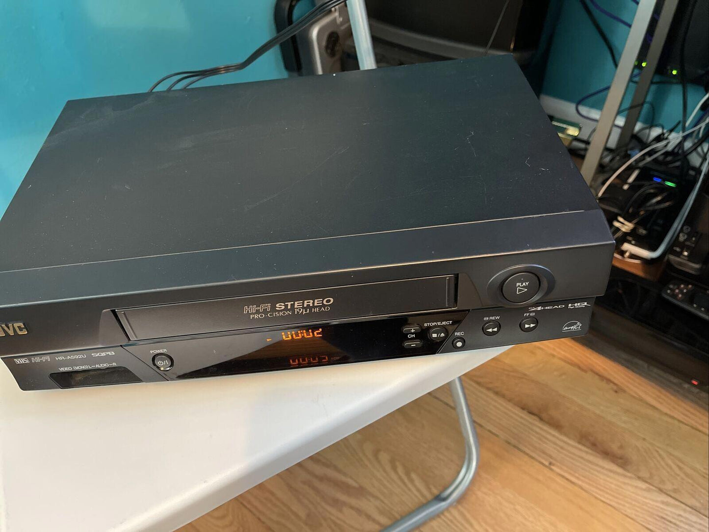 JVC HR-A592U Hi-Fi 4 Head Video Cassette Recorder VHS No Remote Tested