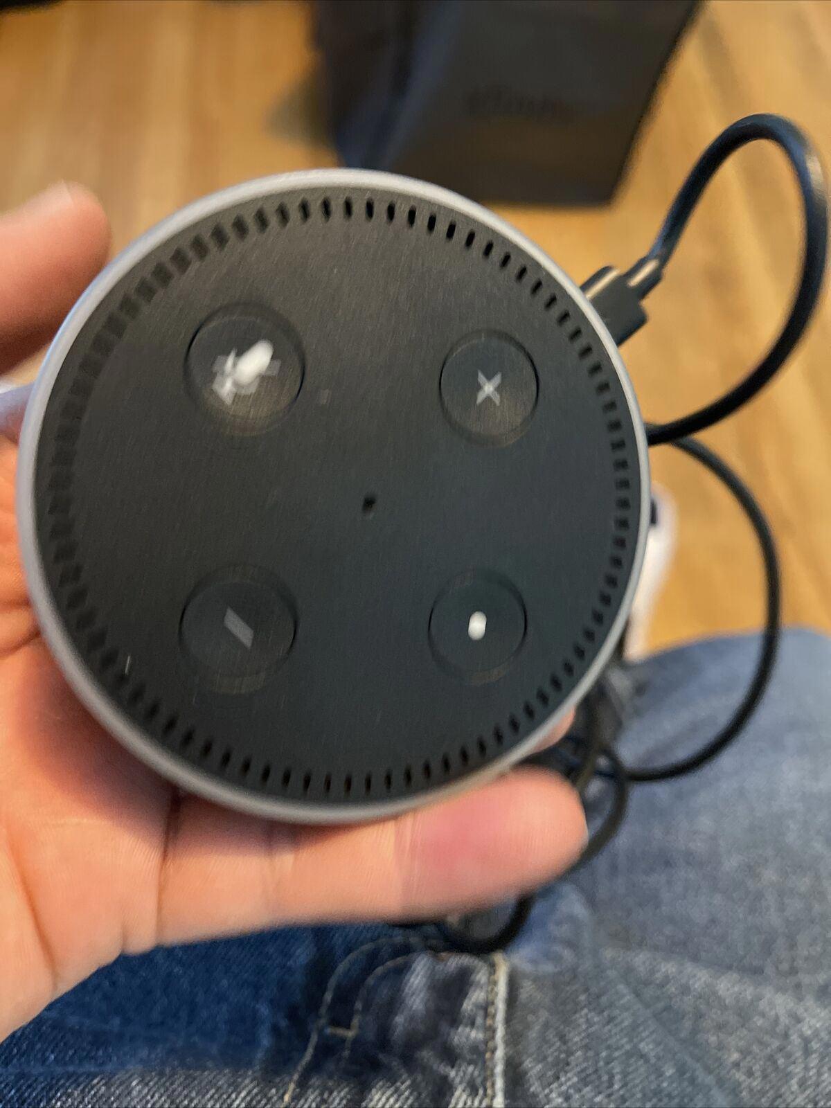 Amazon Echo Dot Model RS03QR 