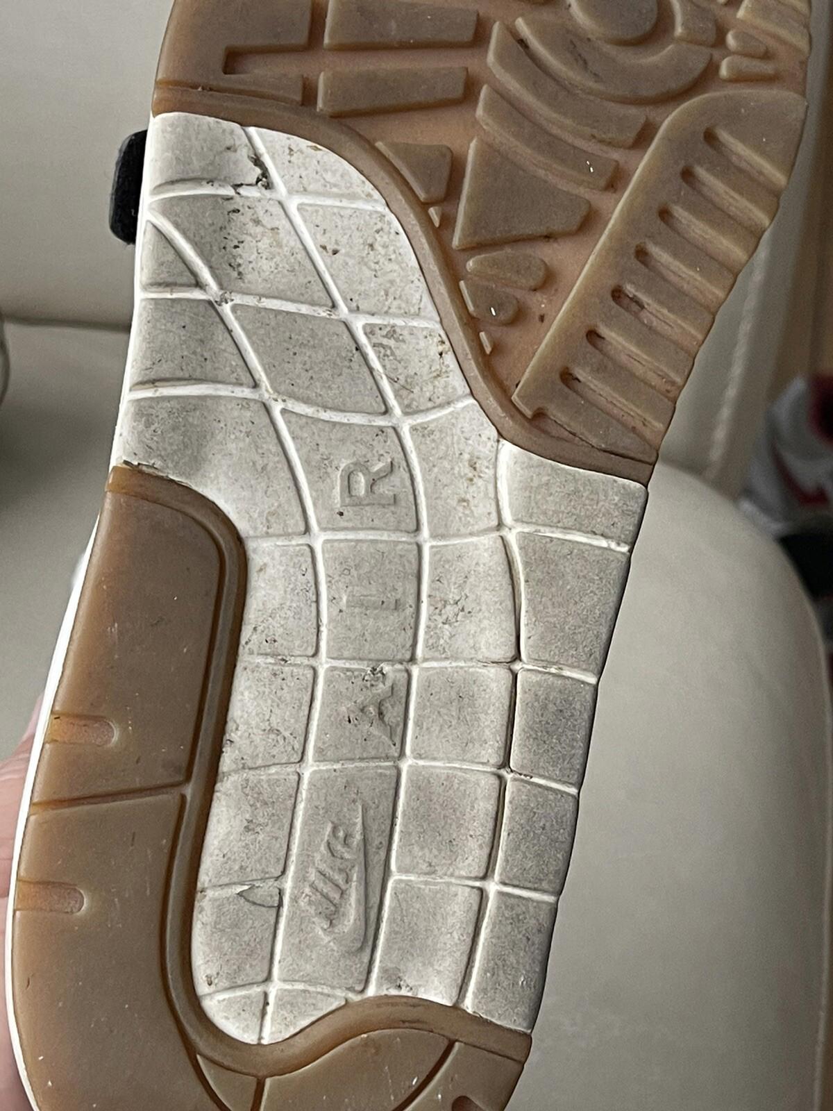 Vintage NIKE Airmax Size 9