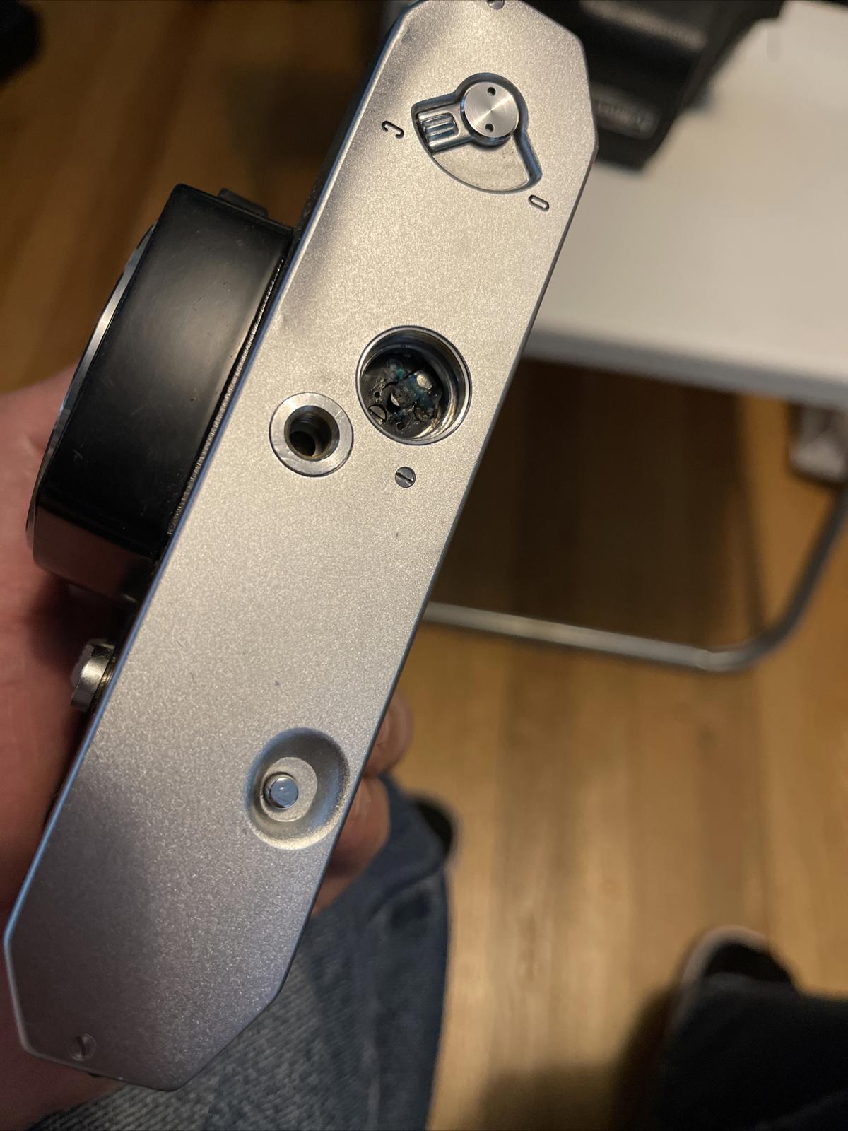 Yashica TL camera , Not Tested (asis) (1)