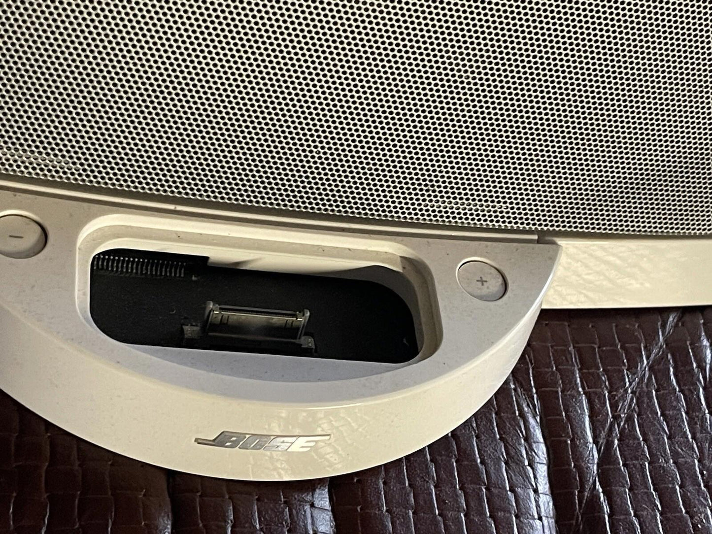 Bose SoundDock Digital Music System Series 1 for iPod, Works But (read)