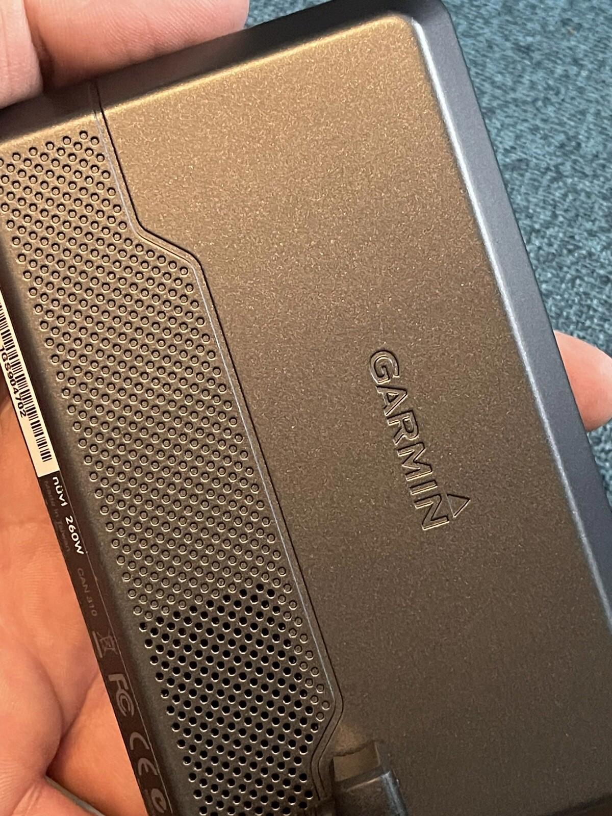 Garmin nüvi 260W  CAN 310 GPS - GOOD CONDITION