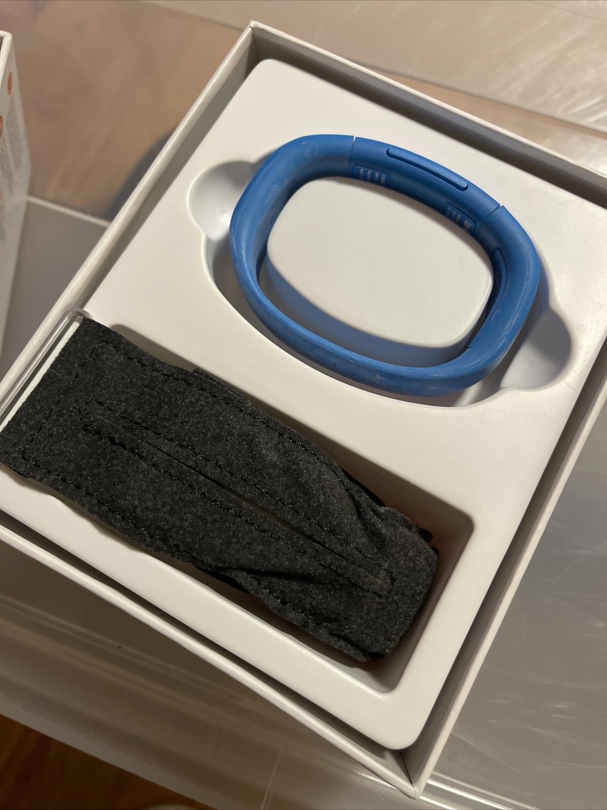 lark life , live smarter.      (19)