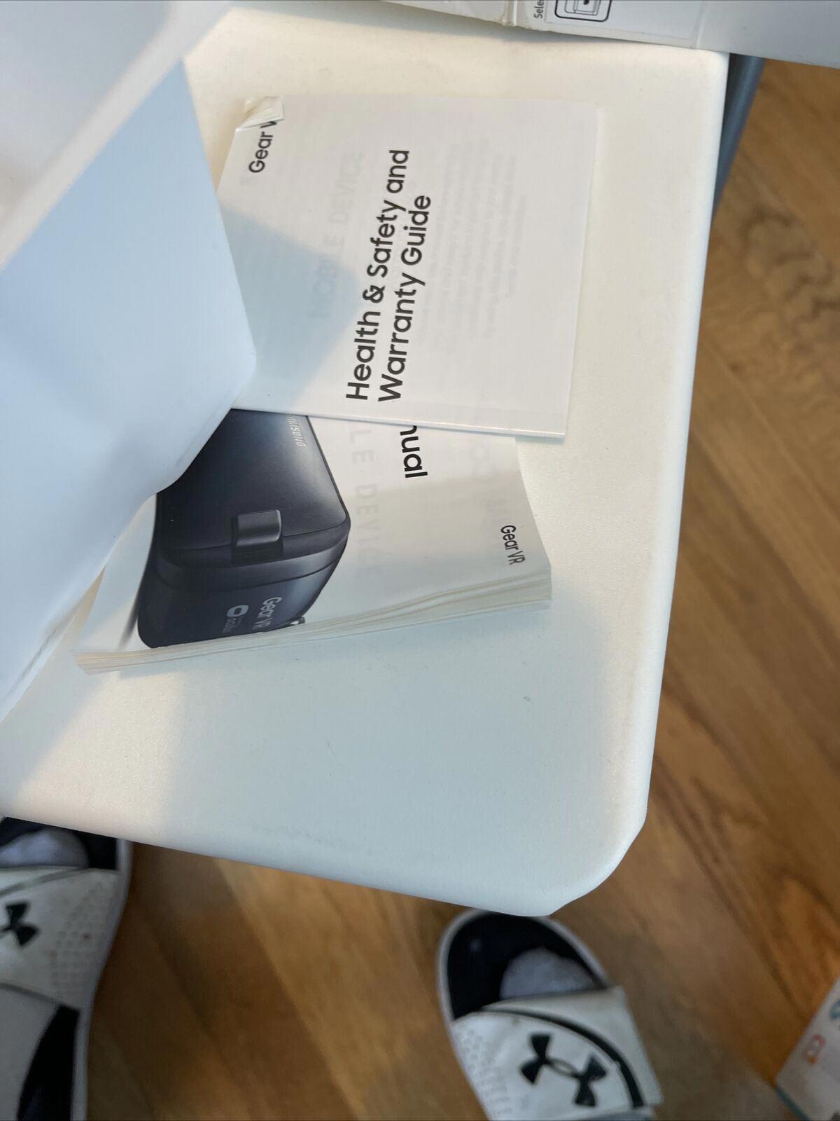 Samsung Gear VR 2 Oculus Virtual Reality Headset (17)