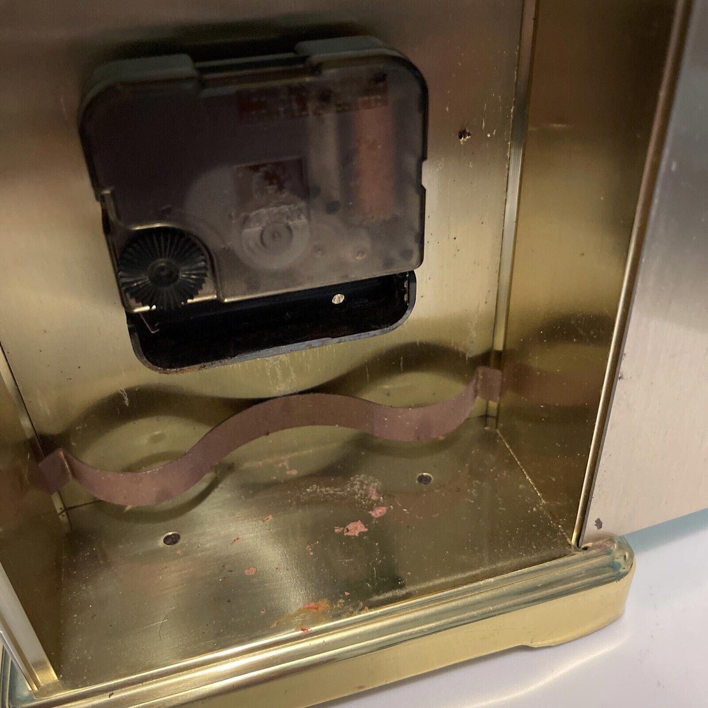 bulova quatz table clock (asis)