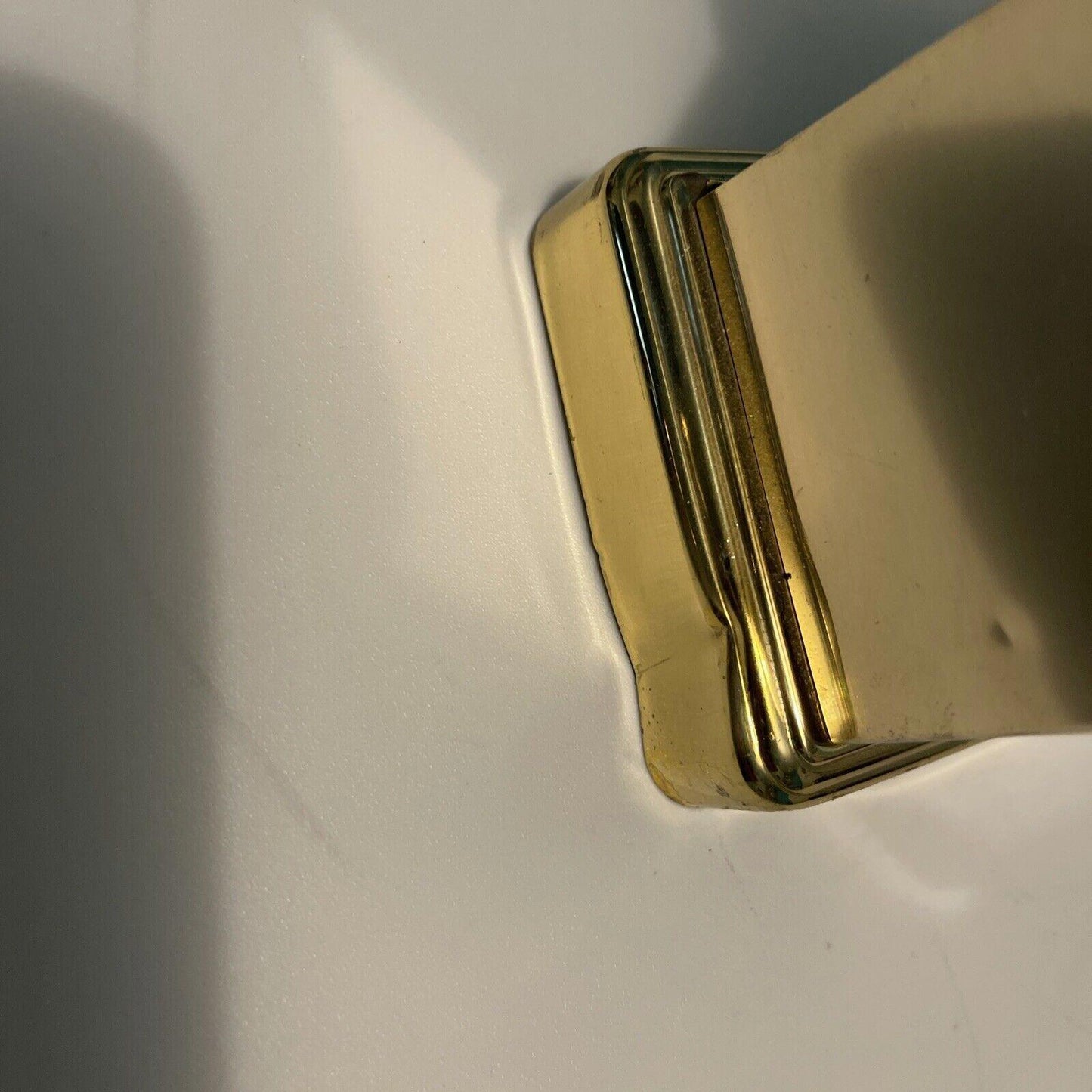 bulova quatz table clock (asis)