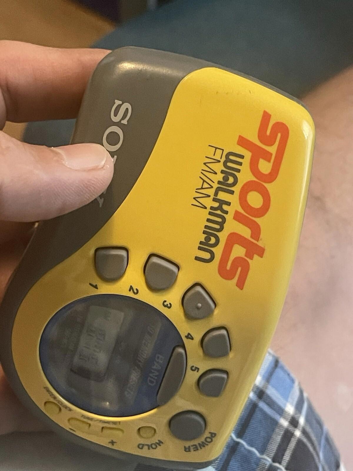 SONY Walkman SRF-M78 Portable FM/AM Radio