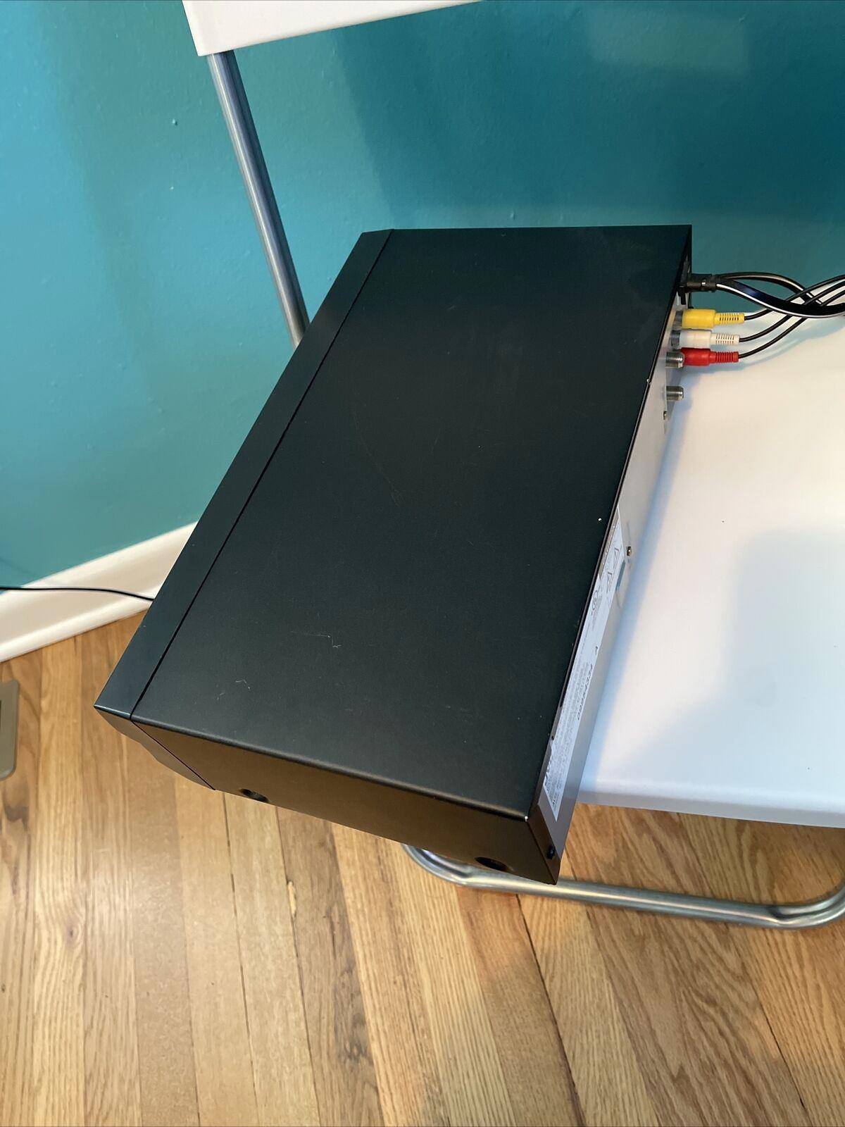 JVC HR-A592U Hi-Fi 4 Head Video Cassette Recorder VHS No Remote Tested