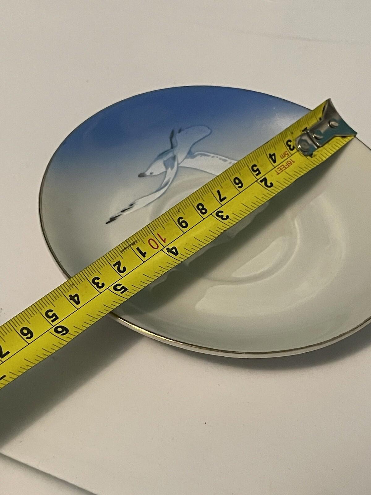 Discover Alaska tea set