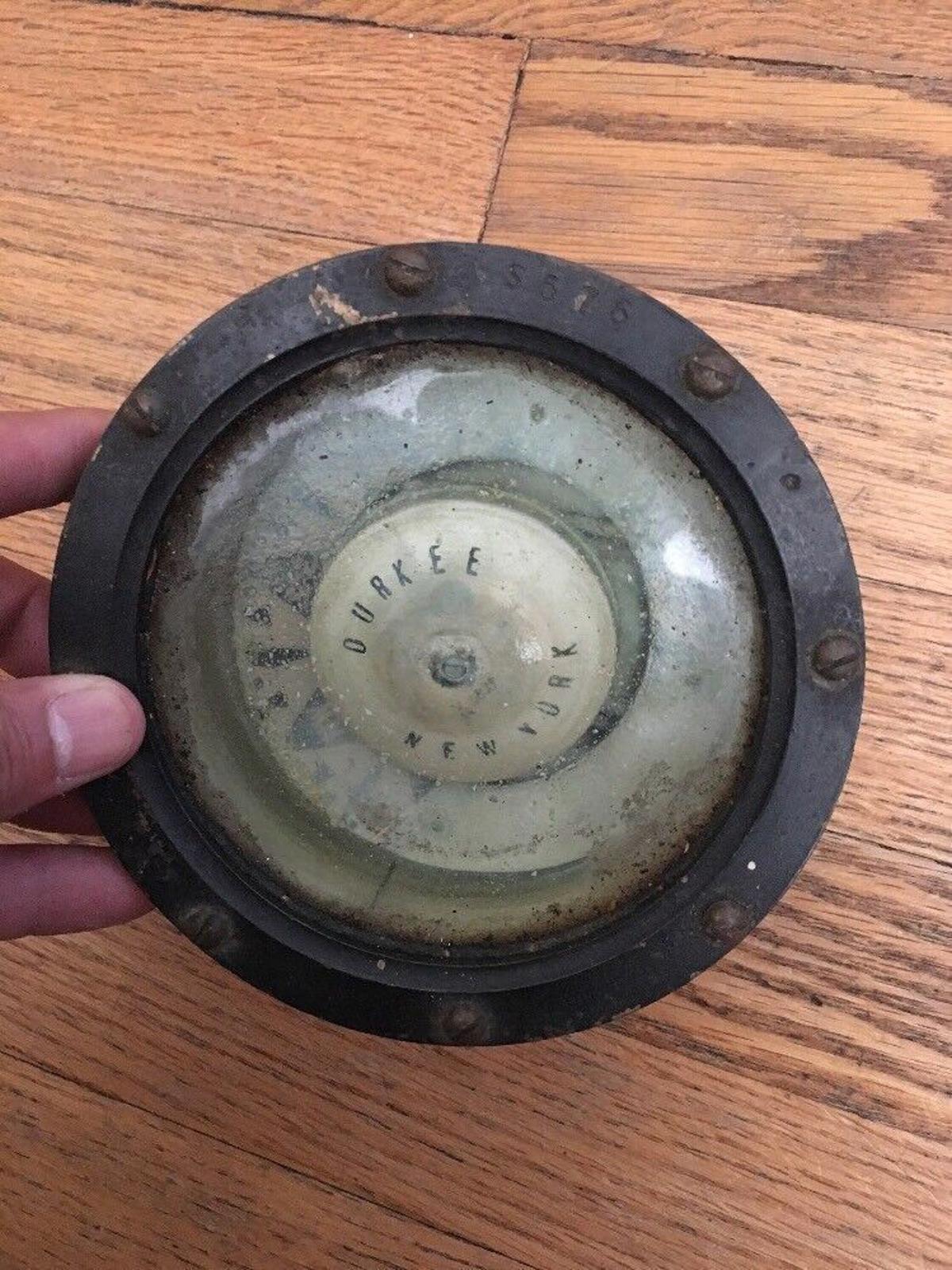 Durkee Newyork Compass S576.  (11)