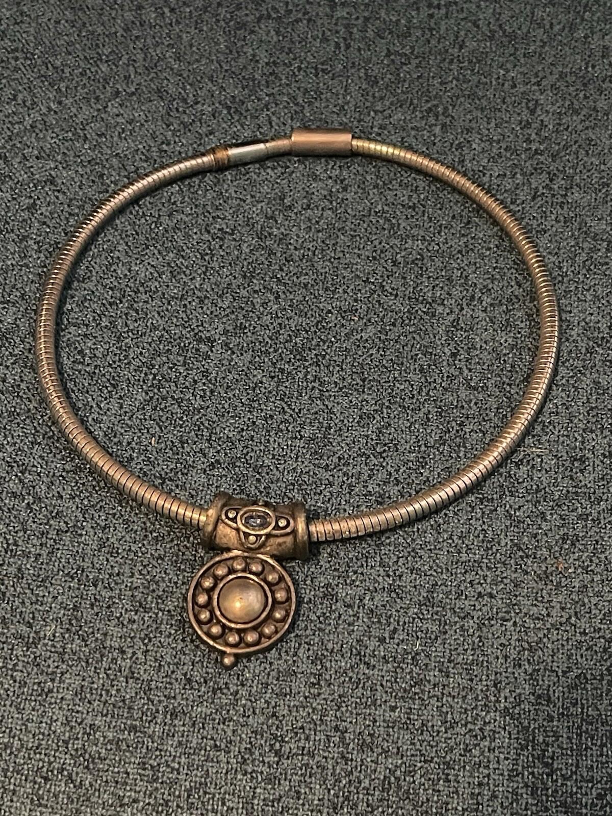 Ladies Necklace Vintage