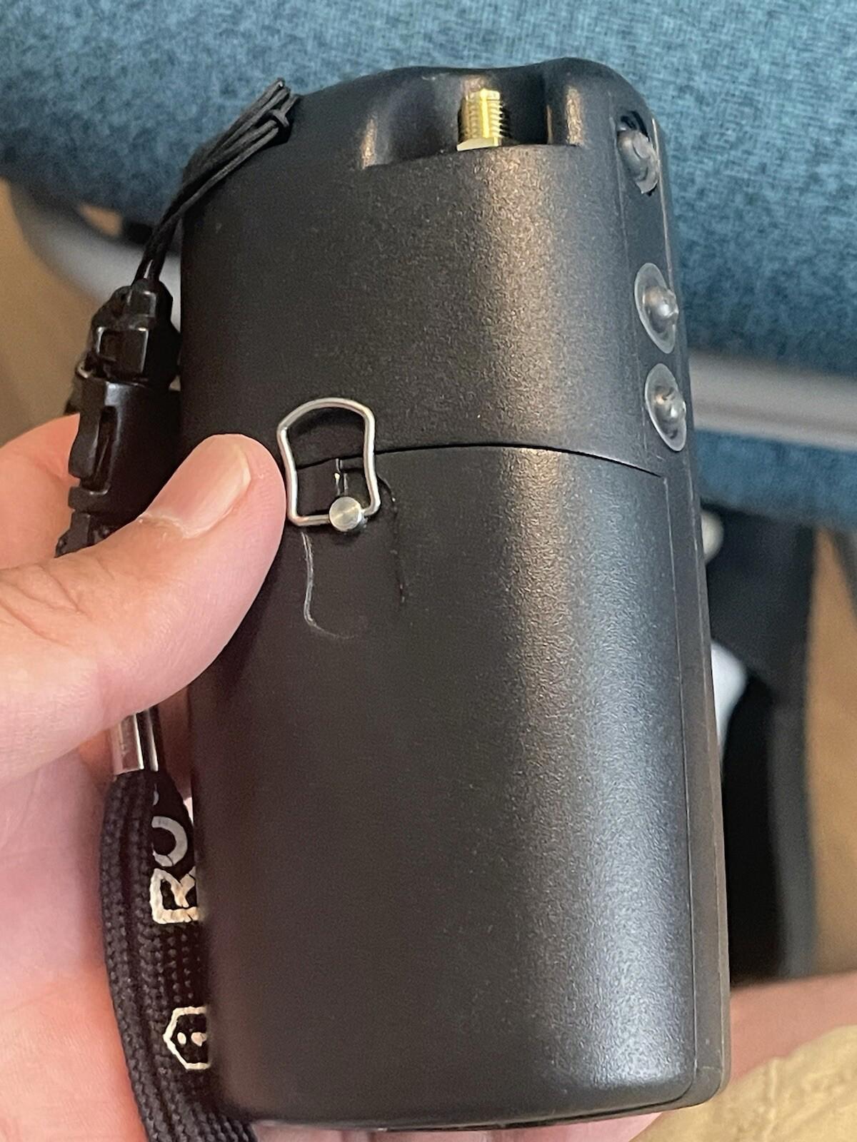 PARTS Pettronix RoamEO GPS Pet Monitor System Collar LCD Receiver (read)