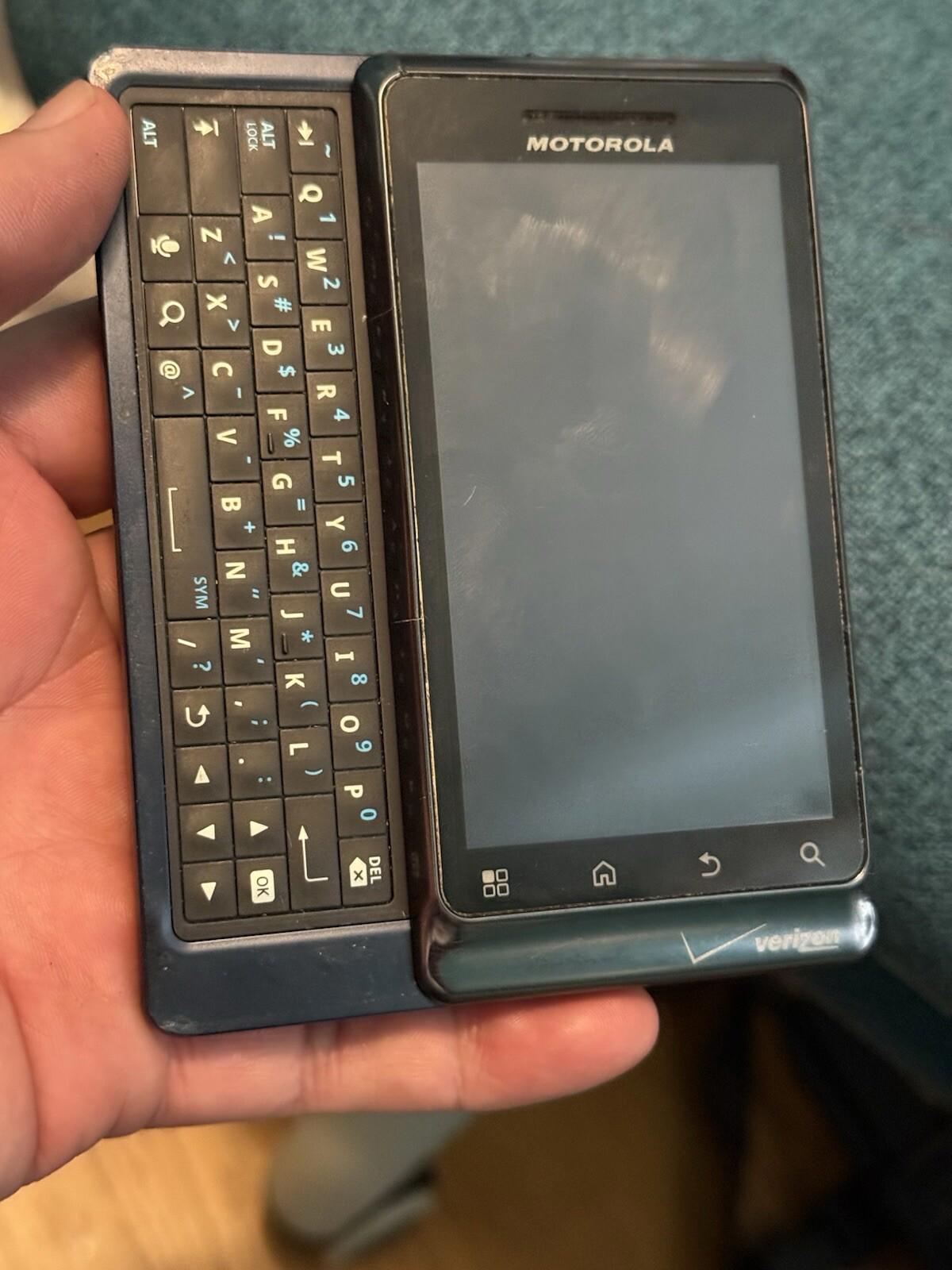 Motorola Droid 2 II A955 -  ( Verizon ) Rare Smartphone  Needs Battery