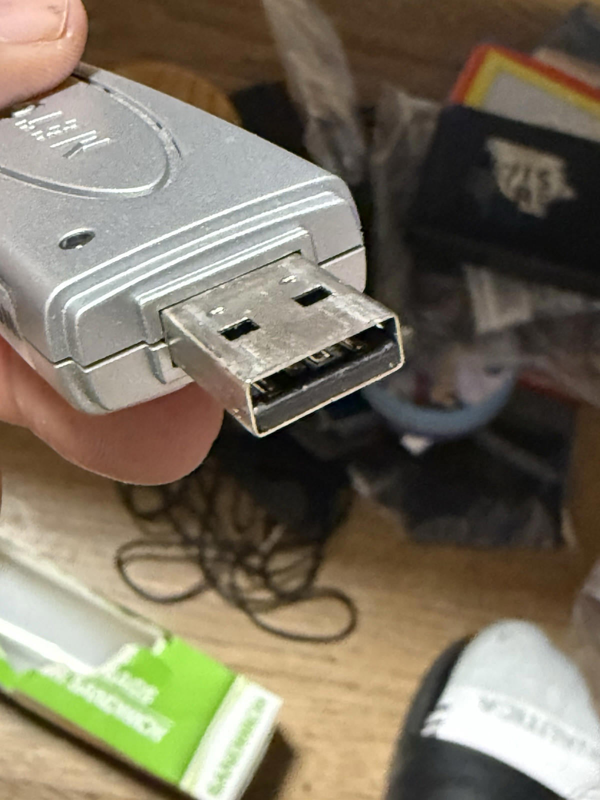 NETGEAR  54 MBPS WIRELESS-G USB 2.0 Mobile Access ADAPTER  WG111