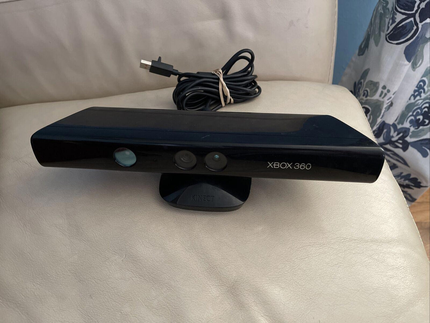 Microsoft Xbox 360 Kinect Sensor Bar Only - Black Works