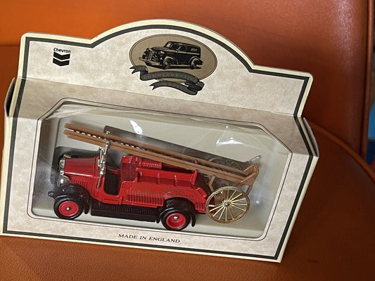 1934 Dennis Fire Engine London Die Cast Metal Model - Lledo Days Gone 12004