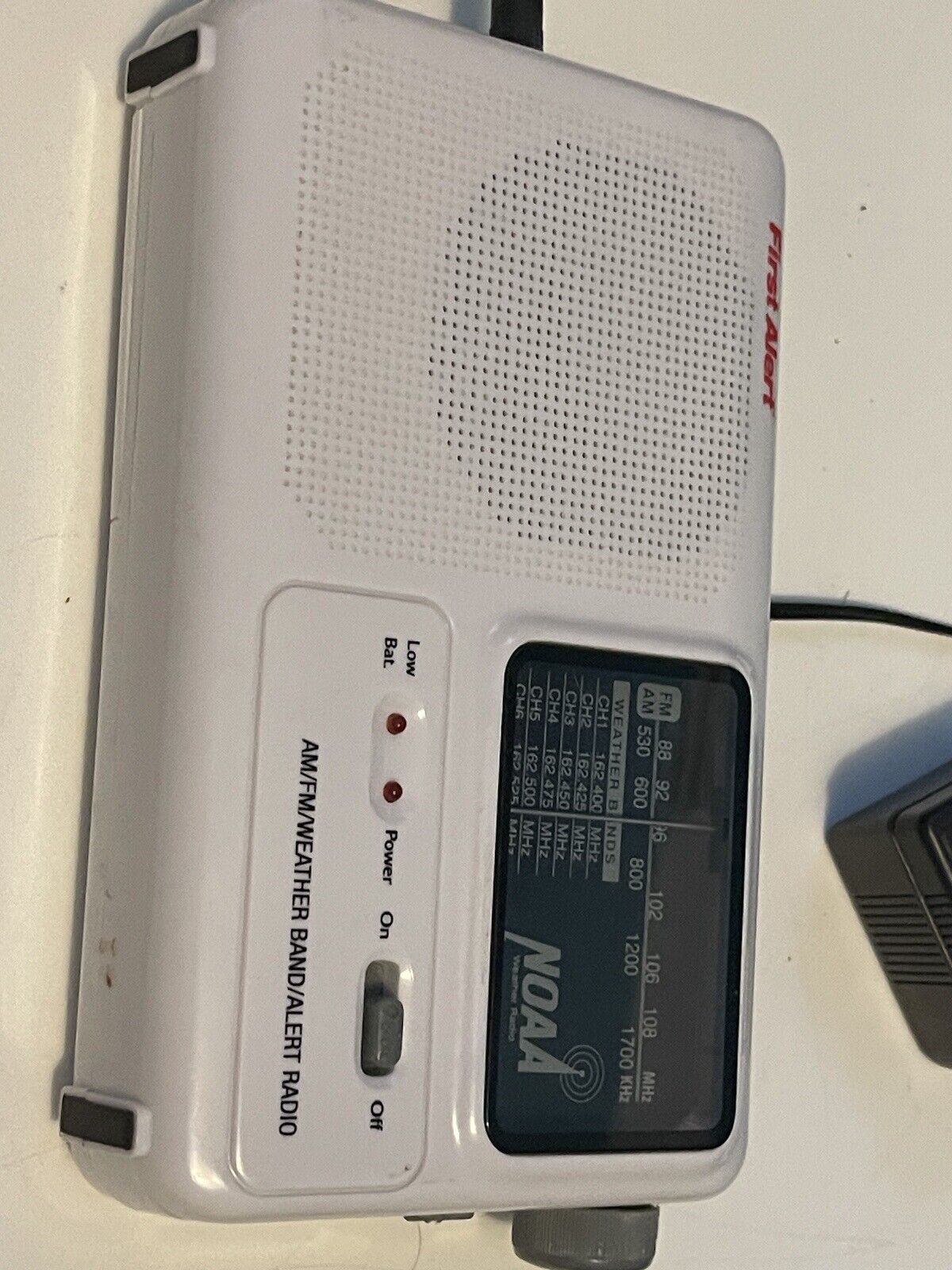 First Alert Portable Emergency Alert AM/FM Radio WX-17