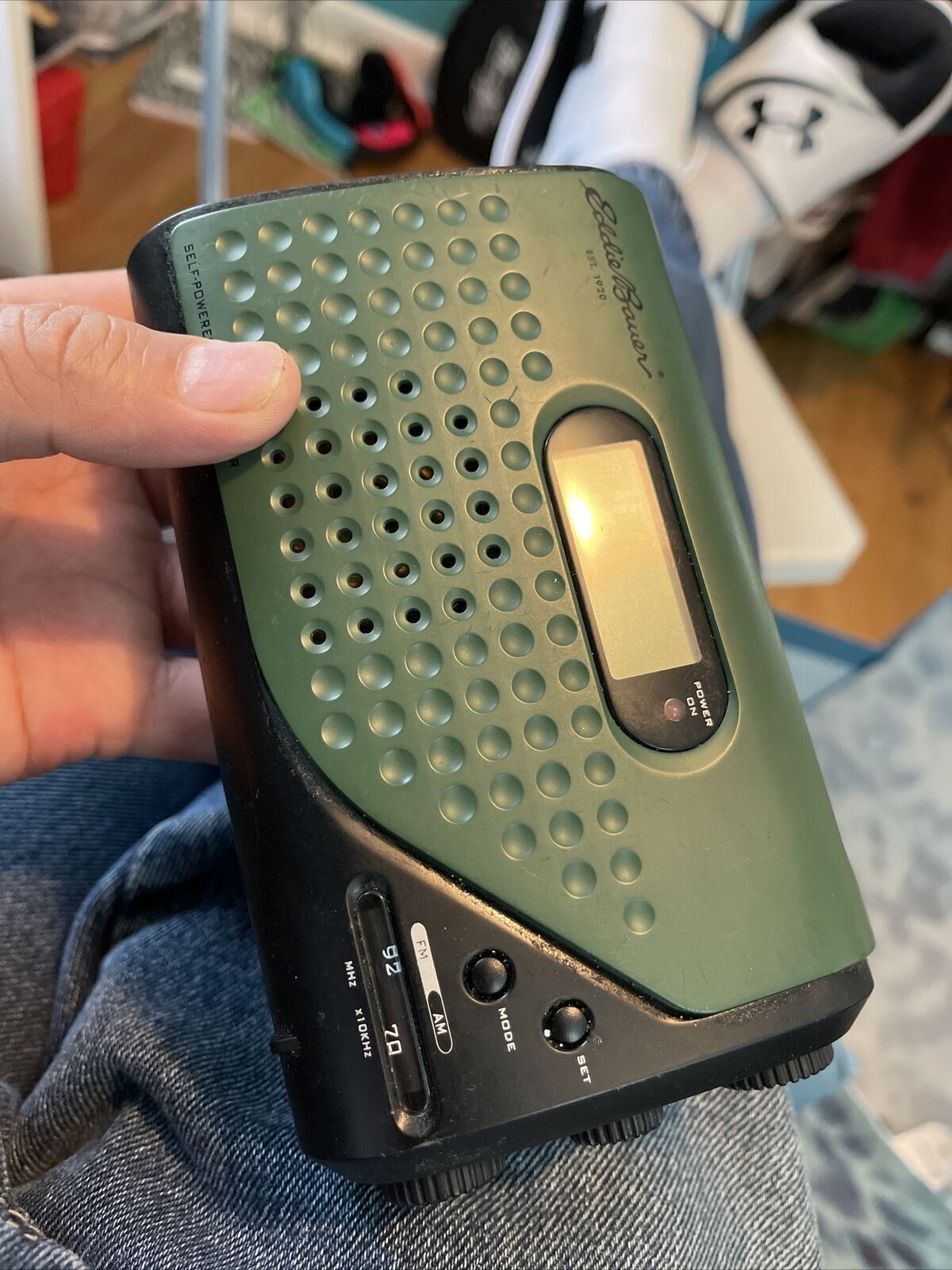 edie bauer solar emergency radio