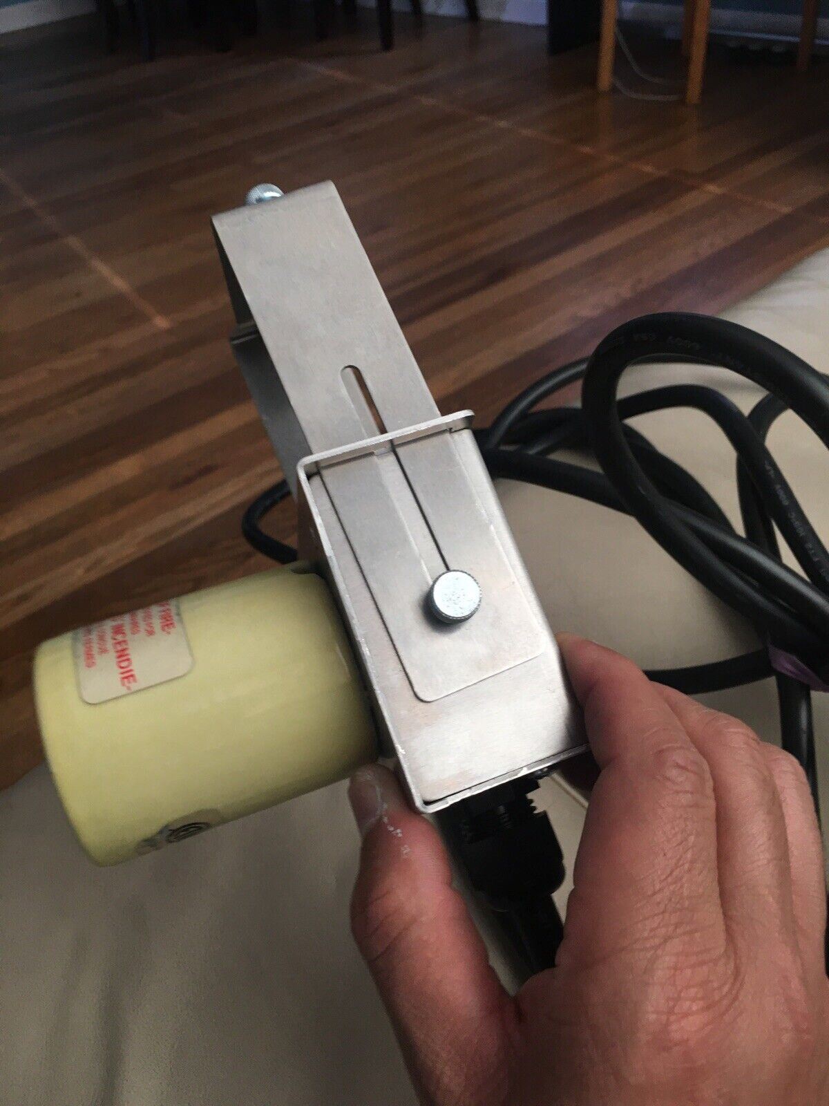 Adjust-A-Wing Lamp Holder W/ 15' Cord Socket Spreader W/ BAY HYDRO