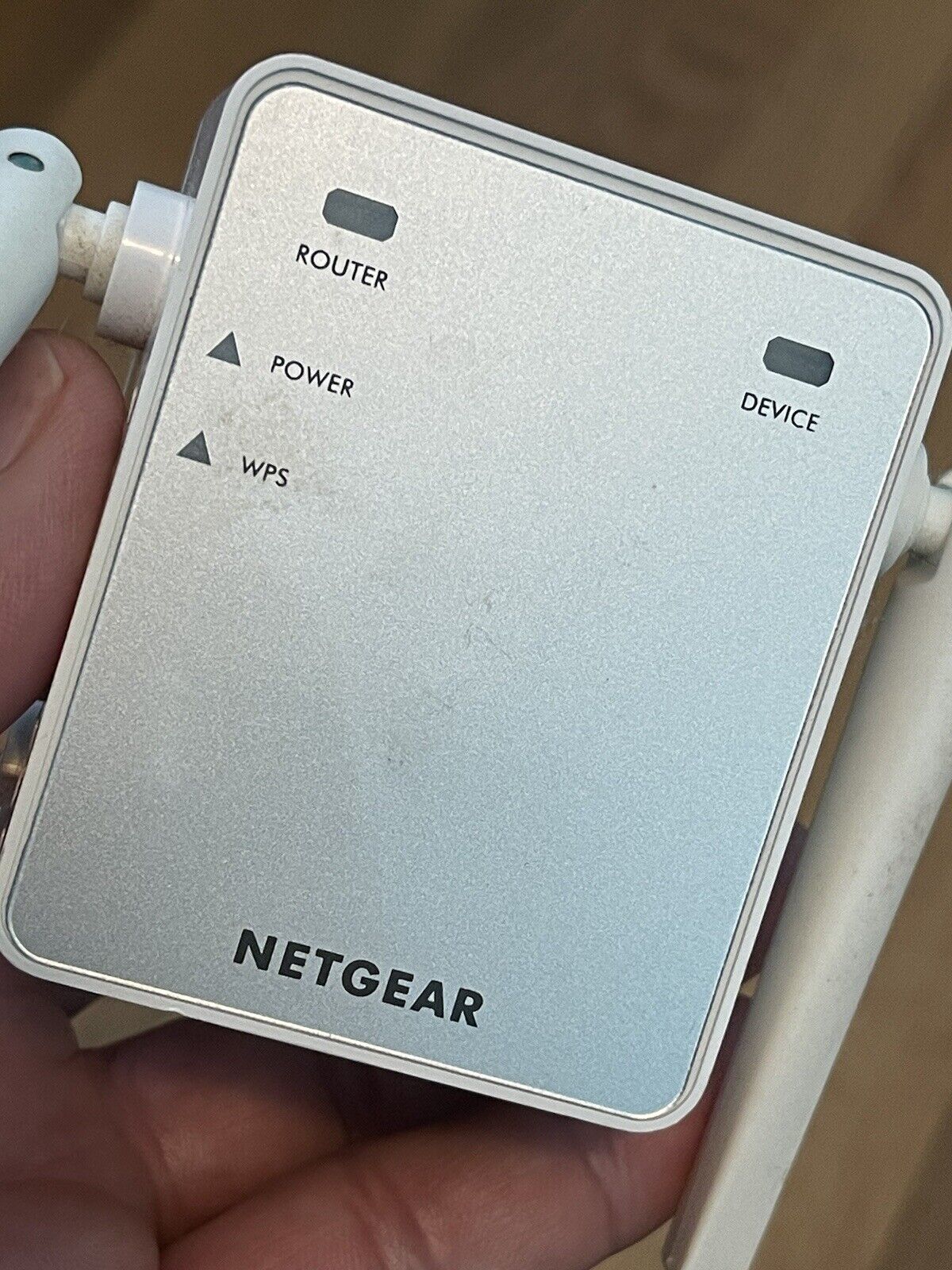 NETGEAR EX2700 WiFi Range Extender N300 Wireless Signal Booster (5)