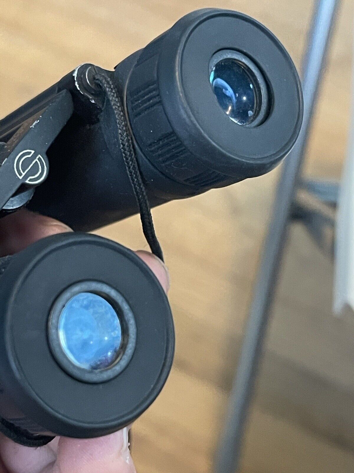 Simmons Compact 10X25 Binoculars