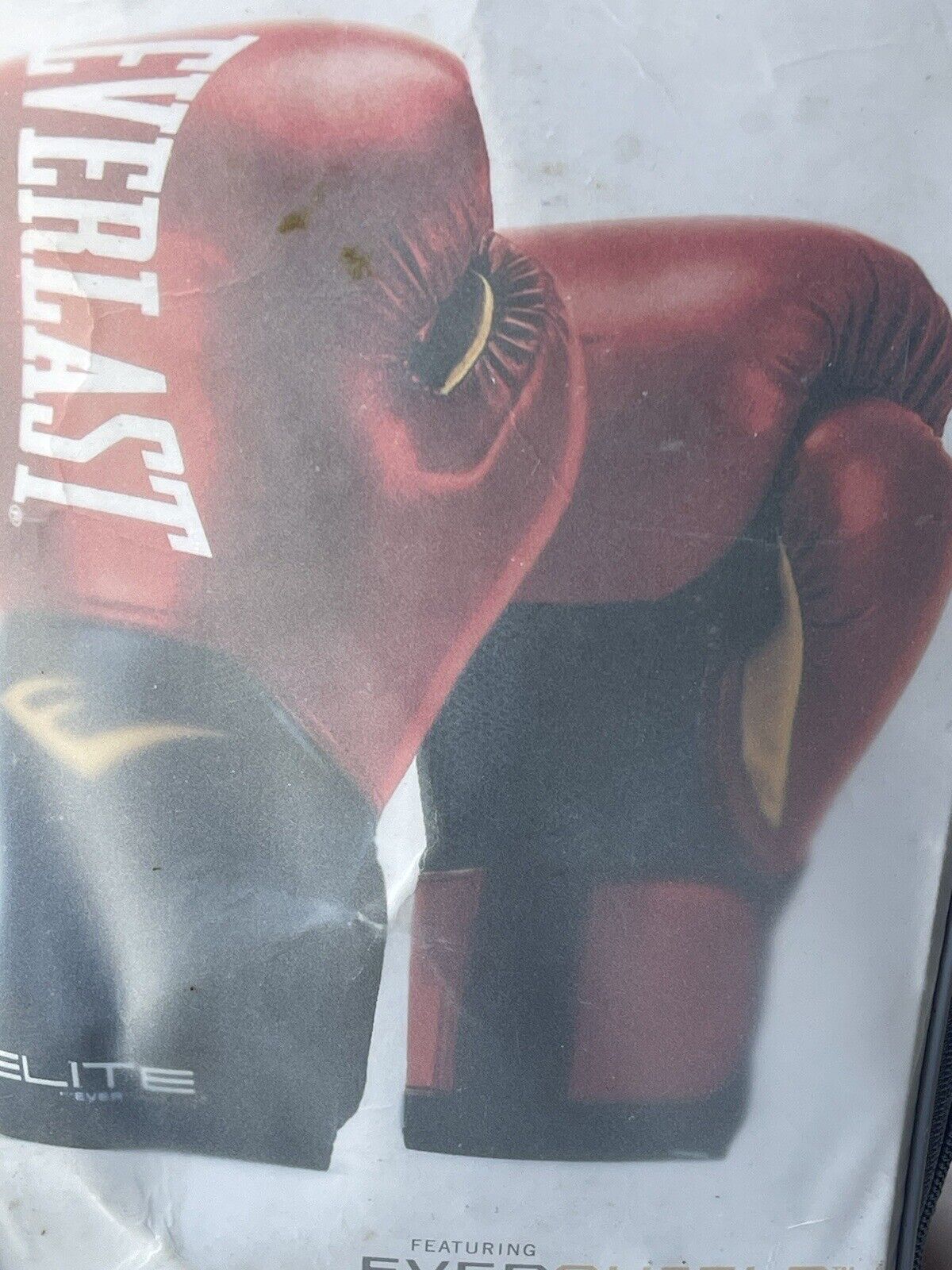 Everlast  Elite Pro Style Training Boxing  Gloves Red 14 oz. Breathable NEW