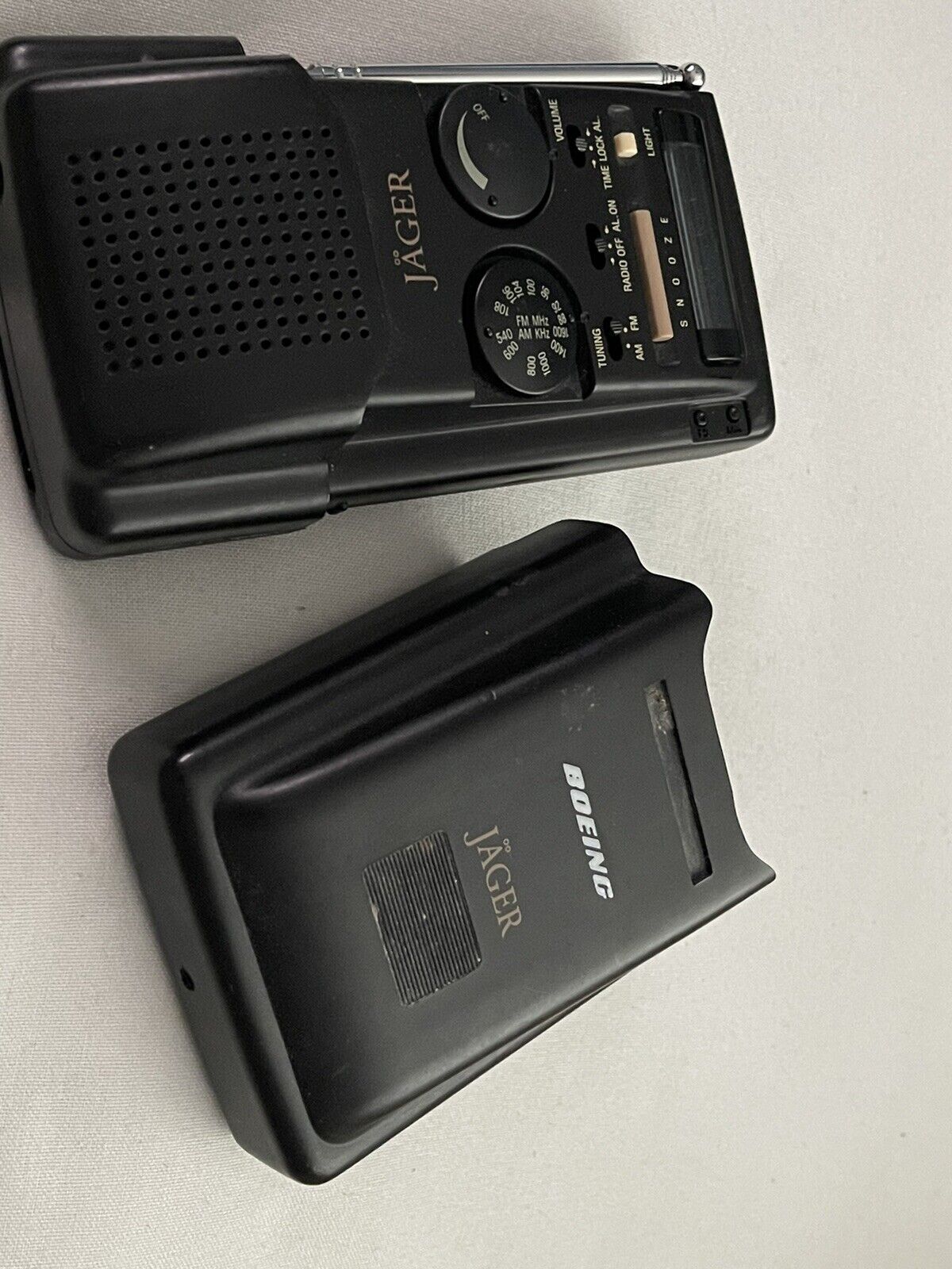 Boeing vintage am-fm radio