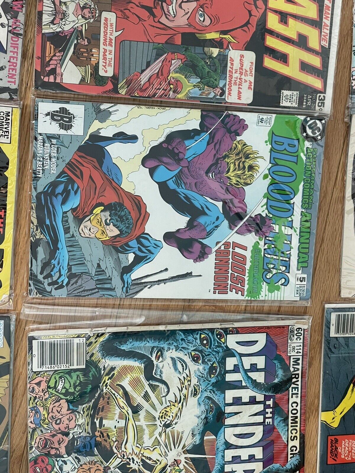 Lot of  18 comic books  (6)