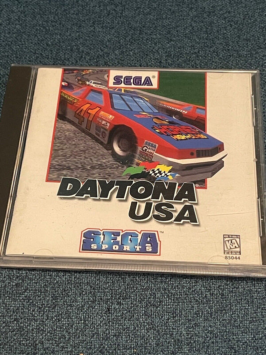 Daytona USA PC Game for Windows 95 (Used) with Case and Manual, Vintage