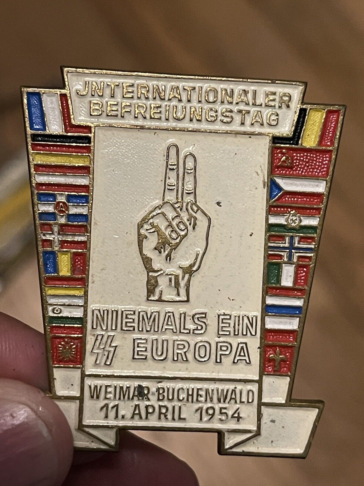 East Germany DDR 1954 Liberation of Weimar-Buchenwald Camp,Memorial Pin Badge (8