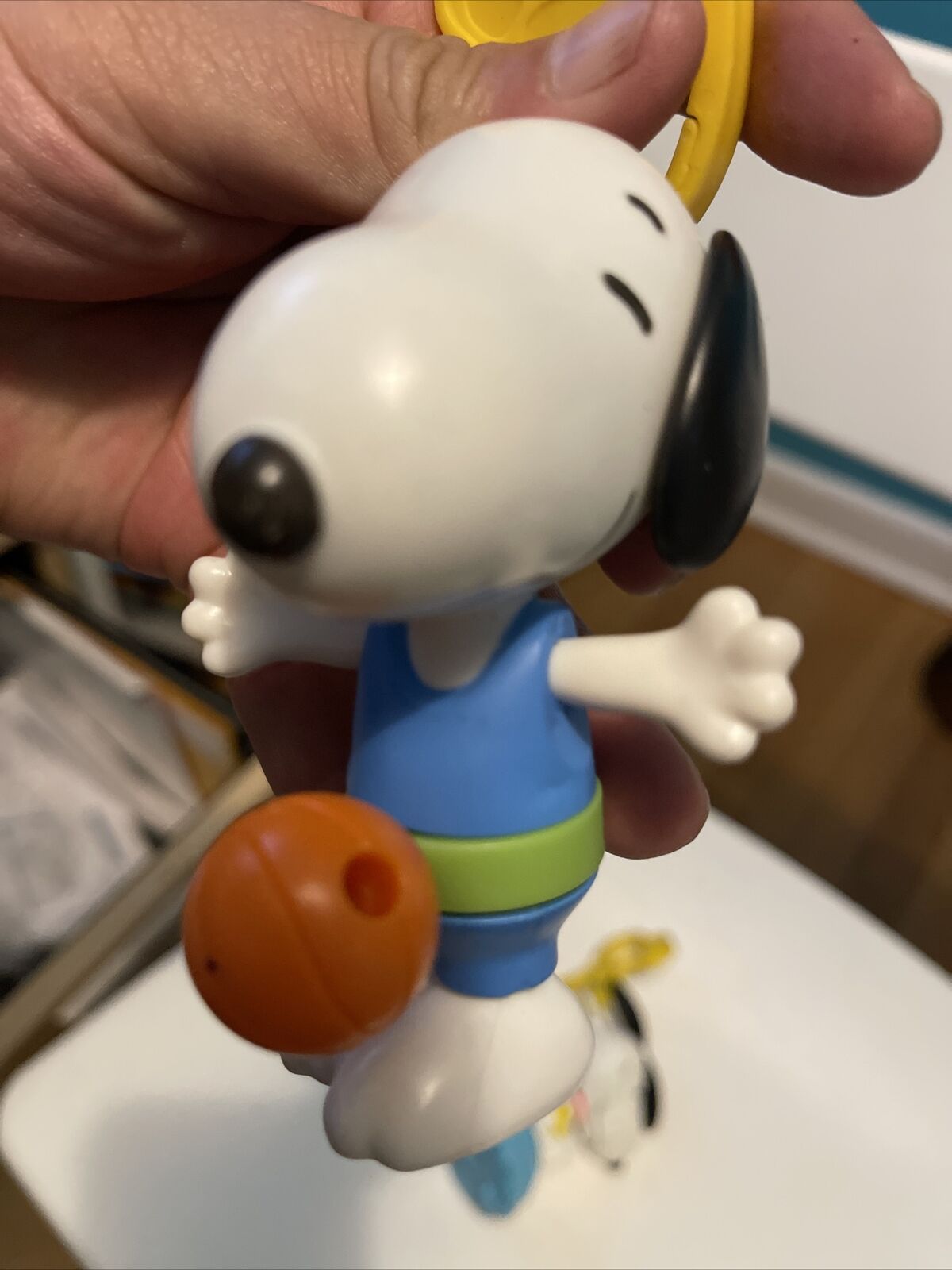 Peanuts Basketball Player SNOOPY 4" Figure Keychain Clip McDonald's Toy (12)