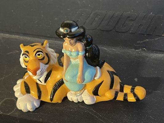 Aladdin Princess JASMINE on RAJAH tiger PVC Figure 3.25" long Disney 1992 Mattel