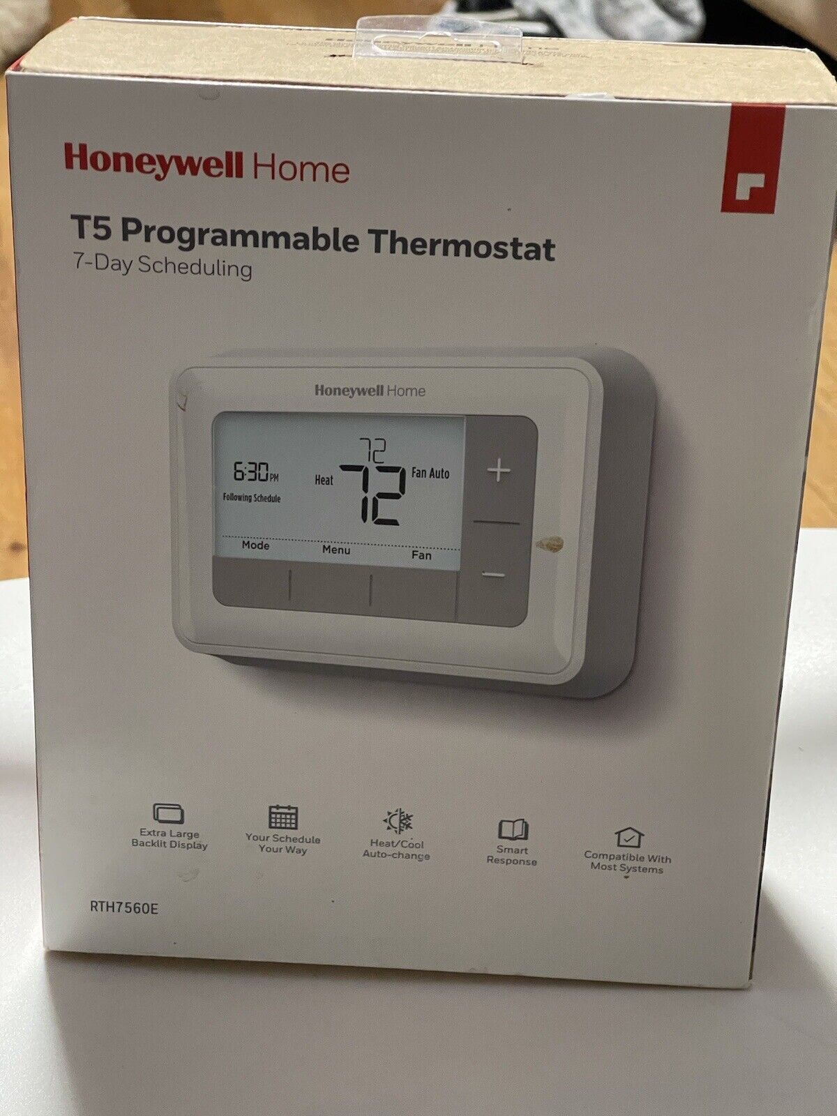 Honeywell T5 7-Day Programmable Thermostat (RTH7560E1001)